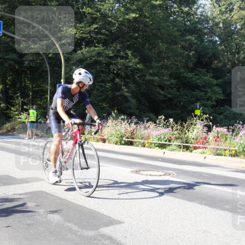 08.09.2024 - Stadtparktriathlon Zöllner http://msf.ph/oto/7043357 08.09.2024 10:44:40 Radfahren 229, 418, 438, 462, 1937 meine-sportfotos.de