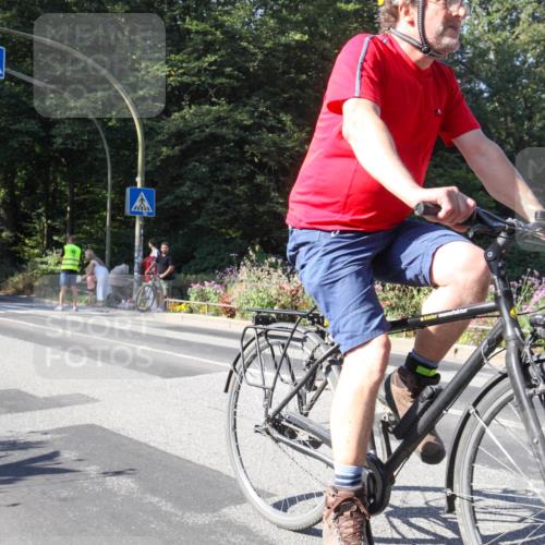 08.09.2024 - Stadtparktriathlon Zöllner http://msf.ph/oto/7043372 08.09.2024 10:44:57 Radfahren 232, 285, 396, 430, 452, 455 meine-sportfotos.de