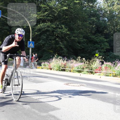 08.09.2024 - Stadtparktriathlon Zöllner http://msf.ph/oto/7043374 08.09.2024 10:44:58 Radfahren 232, 285, 396, 452, 455 meine-sportfotos.de