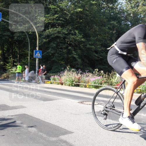 08.09.2024 - Stadtparktriathlon Zöllner http://msf.ph/oto/7043378 08.09.2024 10:44:59 Radfahren 232, 285, 396, 455 meine-sportfotos.de