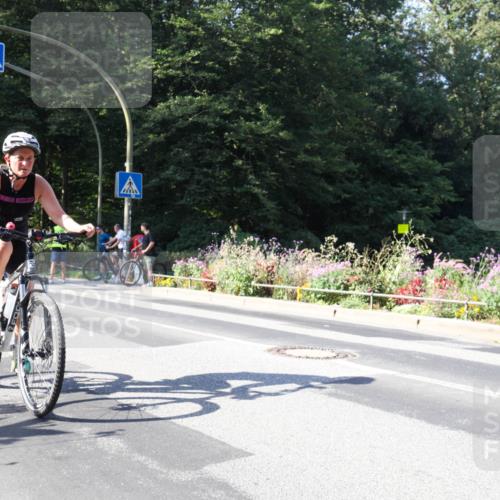 08.09.2024 - Stadtparktriathlon Zöllner http://msf.ph/oto/7043392 08.09.2024 10:45:29 Radfahren 293, 303, 305, 403, 428 meine-sportfotos.de