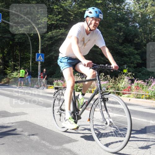 08.09.2024 - Stadtparktriathlon Zöllner http://msf.ph/oto/7043437 08.09.2024 10:46:24 Radfahren 307, 358, 367, 440, 1936 meine-sportfotos.de