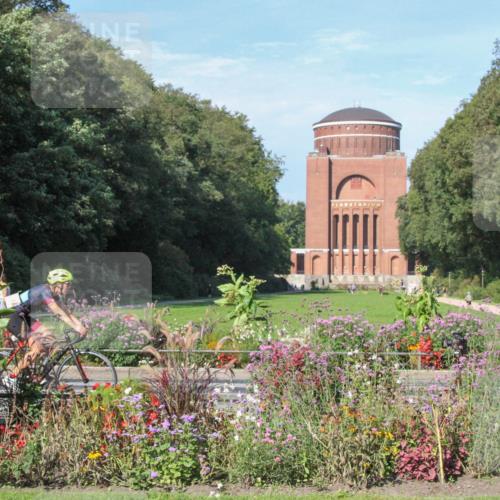 08.09.2024 - Stadtparktriathlon Zöllner http://msf.ph/oto/7043439 08.09.2024 10:44:08 Radfahren 299, 357, 389, 457 meine-sportfotos.de