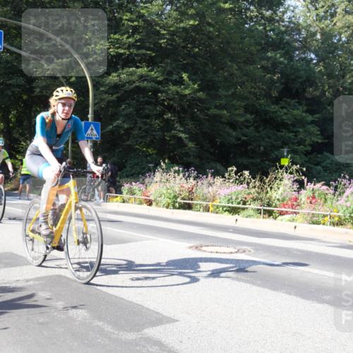 08.09.2024 - Stadtparktriathlon Zöllner http://msf.ph/oto/7043483 08.09.2024 10:47:39 Radfahren 266, 268, 281, 296, 376, 391, 425, 446 meine-sportfotos.de
