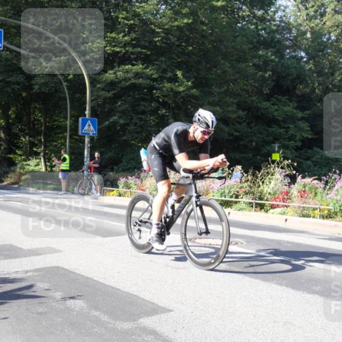 08.09.2024 - Stadtparktriathlon Zöllner http://msf.ph/oto/7043494 08.09.2024 10:47:53 Radfahren 385, 387, 424, 449, 456 meine-sportfotos.de