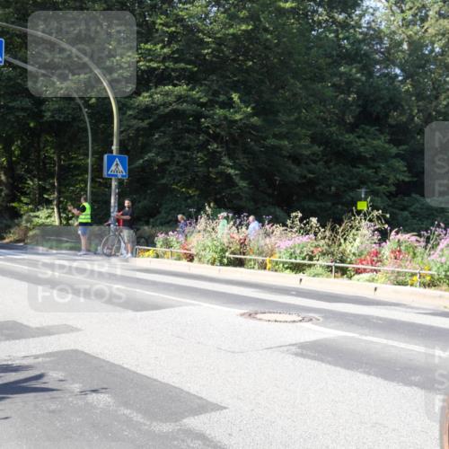 08.09.2024 - Stadtparktriathlon Zöllner http://msf.ph/oto/7043503 08.09.2024 10:47:57 Radfahren 302, 324, 385, 387, 432, 449 meine-sportfotos.de