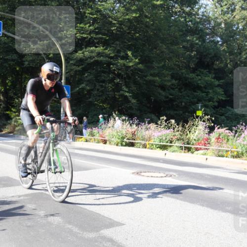 08.09.2024 - Stadtparktriathlon Zöllner http://msf.ph/oto/7043507 08.09.2024 10:48:00 Radfahren 302, 324, 399, 423, 432 meine-sportfotos.de