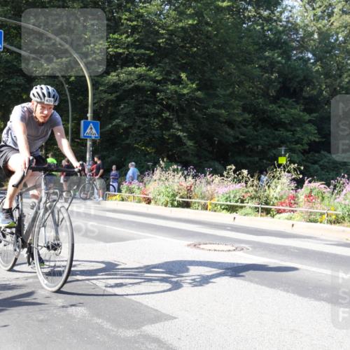 08.09.2024 - Stadtparktriathlon Zöllner http://msf.ph/oto/7043513 08.09.2024 10:48:05 Radfahren 399, 423, 439 meine-sportfotos.de
