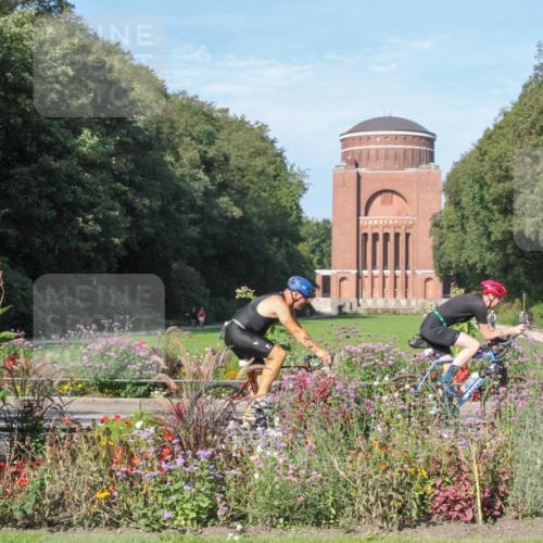 08.09.2024 - Stadtparktriathlon Zöllner http://msf.ph/oto/7043514 08.09.2024 10:45:59 Radfahren 316, 371, 382, 384, 392, 413, 434 meine-sportfotos.de
