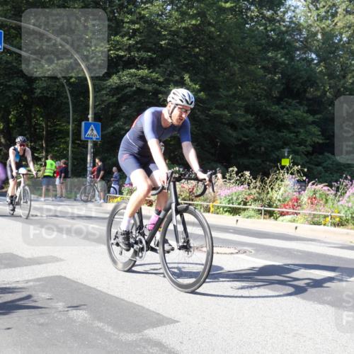 08.09.2024 - Stadtparktriathlon Zöllner http://msf.ph/oto/7043517 08.09.2024 10:48:20 Radfahren 345, 445, 458 meine-sportfotos.de