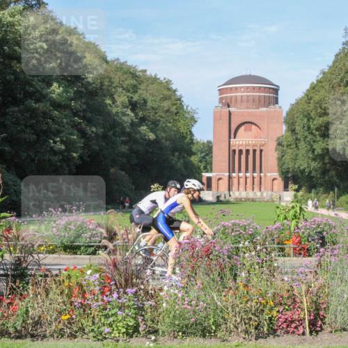 08.09.2024 - Stadtparktriathlon Zöllner http://msf.ph/oto/7043522 08.09.2024 10:46:01 Radfahren 316, 371, 382, 384, 392, 413, 434, 450 meine-sportfotos.de