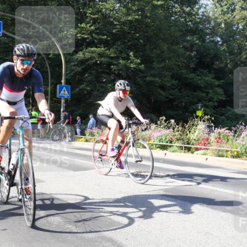 08.09.2024 - Stadtparktriathlon Zöllner http://msf.ph/oto/7043523 08.09.2024 10:48:22 Radfahren 345, 395, 445, 454, 458 meine-sportfotos.de