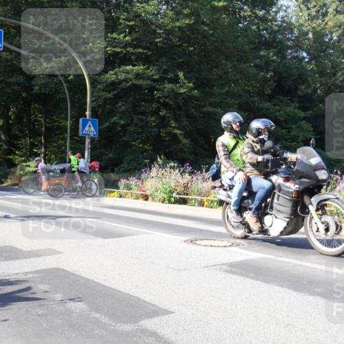 08.09.2024 - Stadtparktriathlon Zöllner http://msf.ph/oto/7043543 08.09.2024 10:48:55 Radfahren 373, 411 meine-sportfotos.de