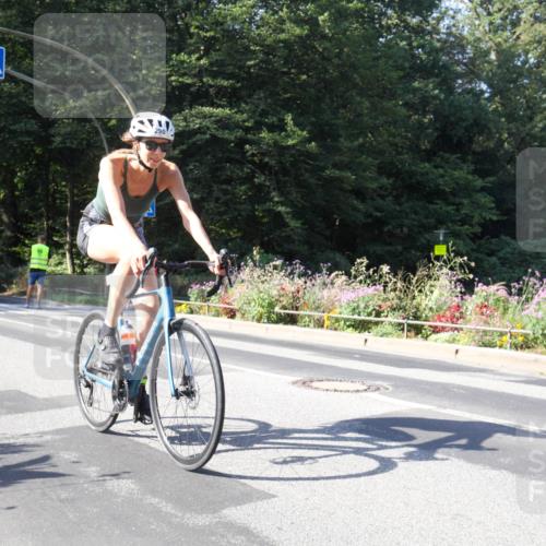 08.09.2024 - Stadtparktriathlon Zöllner http://msf.ph/oto/7043547 08.09.2024 10:49:10 Radfahren 290 meine-sportfotos.de