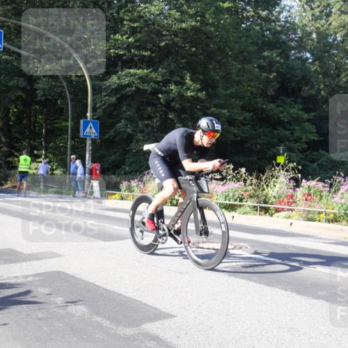 08.09.2024 - Stadtparktriathlon Zöllner http://msf.ph/oto/7043562 08.09.2024 10:49:31 Radfahren 383, 407, 410, 412, 451 meine-sportfotos.de