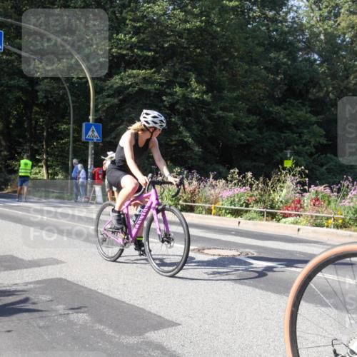08.09.2024 - Stadtparktriathlon Zöllner http://msf.ph/oto/7043573 08.09.2024 10:49:43 Radfahren 311, 322, 369, 427 meine-sportfotos.de