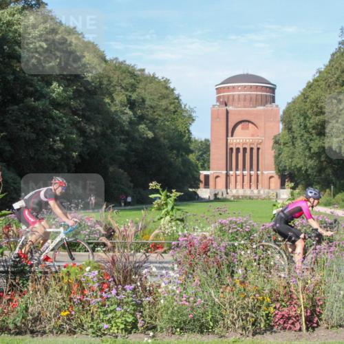 08.09.2024 - Stadtparktriathlon Zöllner http://msf.ph/oto/7043578 08.09.2024 10:47:19 Radfahren 320, 429 meine-sportfotos.de