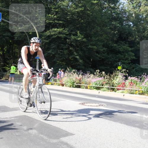 08.09.2024 - Stadtparktriathlon Zöllner http://msf.ph/oto/7043592 08.09.2024 10:50:04 Radfahren 323, 354, 433 meine-sportfotos.de