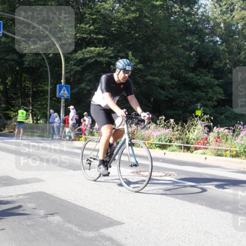 08.09.2024 - Stadtparktriathlon Zöllner http://msf.ph/oto/7043595 08.09.2024 10:50:07 Radfahren 354, 368, 433 meine-sportfotos.de
