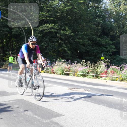 08.09.2024 - Stadtparktriathlon Zöllner http://msf.ph/oto/7043612 08.09.2024 10:50:28 Radfahren 359, 401 meine-sportfotos.de