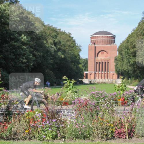 08.09.2024 - Stadtparktriathlon Zöllner http://msf.ph/oto/7043619 08.09.2024 10:47:55 Radfahren 324, 385, 387, 424, 449, 456 meine-sportfotos.de