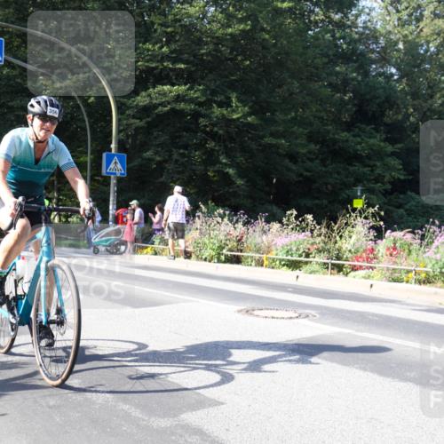 08.09.2024 - Stadtparktriathlon Zöllner http://msf.ph/oto/7043630 08.09.2024 10:50:48 Radfahren 308, 356 meine-sportfotos.de