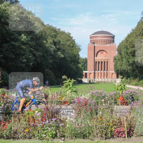 08.09.2024 - Stadtparktriathlon Zöllner http://msf.ph/oto/7043636 08.09.2024 10:48:08 Radfahren 408, 439 meine-sportfotos.de