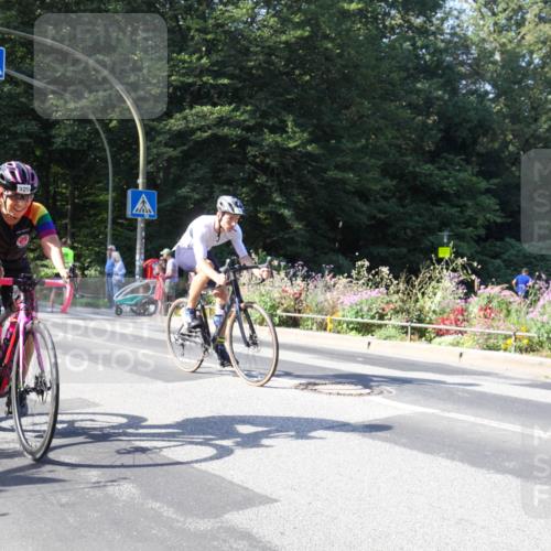 08.09.2024 - Stadtparktriathlon Zöllner http://msf.ph/oto/7043637 08.09.2024 10:50:56 Radfahren 329, 332, 360, 457, 459 meine-sportfotos.de