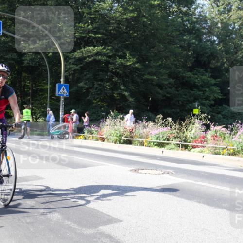 08.09.2024 - Stadtparktriathlon Zöllner http://msf.ph/oto/7043643 08.09.2024 10:50:58 Radfahren 329, 332, 360, 457, 459 meine-sportfotos.de