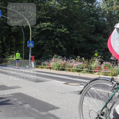 08.09.2024 - Stadtparktriathlon Zöllner http://msf.ph/oto/7043704 08.09.2024 10:52:24 Radfahren 348, 364, 1937 meine-sportfotos.de