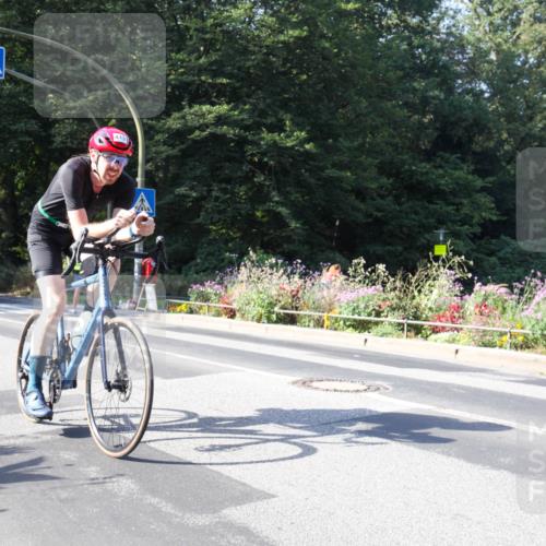 08.09.2024 - Stadtparktriathlon Zöllner http://msf.ph/oto/7043712 08.09.2024 10:52:32 Radfahren 357, 413 meine-sportfotos.de