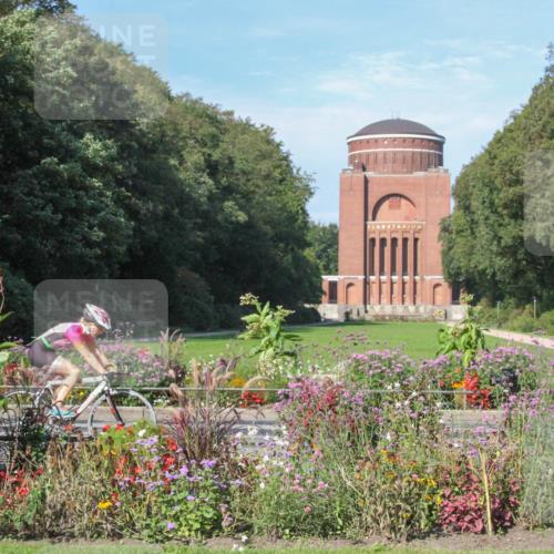 08.09.2024 - Stadtparktriathlon Zöllner http://msf.ph/oto/7043715 08.09.2024 10:49:58 Radfahren 284, 304, 317 meine-sportfotos.de