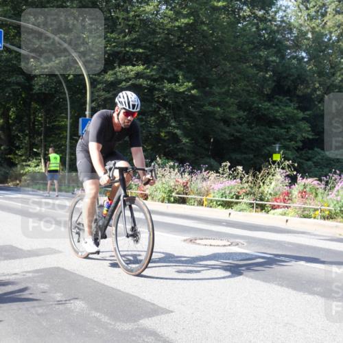 08.09.2024 - Stadtparktriathlon Zöllner http://msf.ph/oto/7043717 08.09.2024 10:52:41 Radfahren 390, 402, 428 meine-sportfotos.de