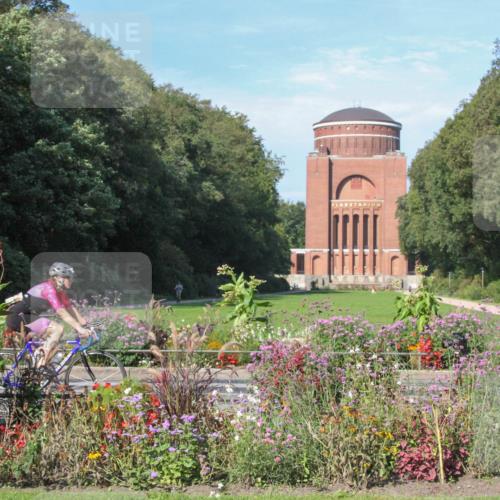 08.09.2024 - Stadtparktriathlon Zöllner http://msf.ph/oto/7043722 08.09.2024 10:50:06 Radfahren 323, 354, 368, 433 meine-sportfotos.de