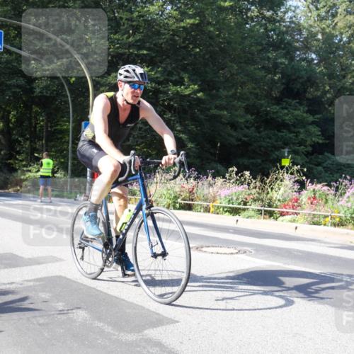 08.09.2024 - Stadtparktriathlon Zöllner http://msf.ph/oto/7043723 08.09.2024 10:53:01 Radfahren 371, 434, 450 meine-sportfotos.de