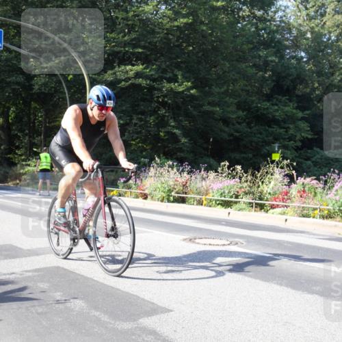 08.09.2024 - Stadtparktriathlon Zöllner http://msf.ph/oto/7043727 08.09.2024 10:53:04 Radfahren 371, 434, 450 meine-sportfotos.de