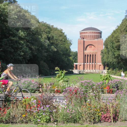 08.09.2024 - Stadtparktriathlon Zöllner http://msf.ph/oto/7043749 08.09.2024 10:50:34 Radfahren 351, 404 meine-sportfotos.de