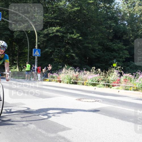 08.09.2024 - Stadtparktriathlon Zöllner http://msf.ph/oto/7043750 08.09.2024 10:53:41 Radfahren 285, 303, 318, 387, 391, 423 meine-sportfotos.de