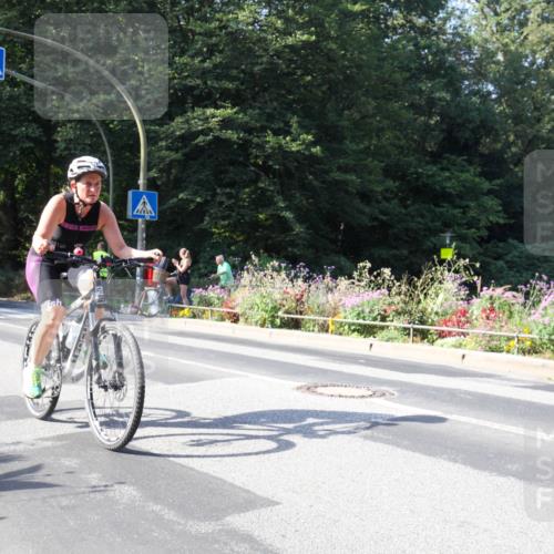 08.09.2024 - Stadtparktriathlon Zöllner http://msf.ph/oto/7043768 08.09.2024 10:54:04 Radfahren 305, 380, 447, 558 meine-sportfotos.de