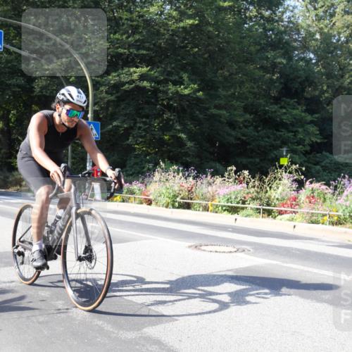 08.09.2024 - Stadtparktriathlon Zöllner http://msf.ph/oto/7043800 08.09.2024 10:54:44 Radfahren 417 meine-sportfotos.de