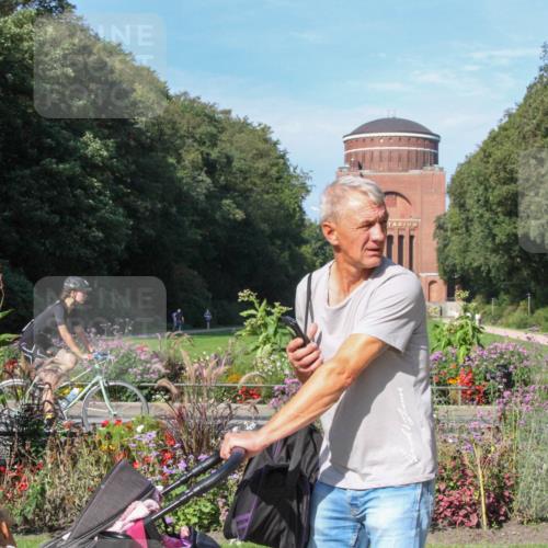 08.09.2024 - Stadtparktriathlon Zöllner http://msf.ph/oto/7043810 08.09.2024 10:51:58 Radfahren 349, 396, 426, 430, 452, 455, 462 meine-sportfotos.de