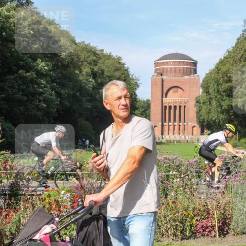 08.09.2024 - Stadtparktriathlon Zöllner http://msf.ph/oto/7043818 08.09.2024 10:52:01 Radfahren 252, 349, 400, 426, 430, 436, 455, 462 meine-sportfotos.de