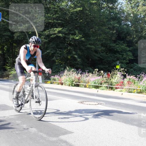 08.09.2024 - Stadtparktriathlon Zöllner http://msf.ph/oto/7043824 08.09.2024 10:55:20 Radfahren 416, 445, 458, 552 meine-sportfotos.de