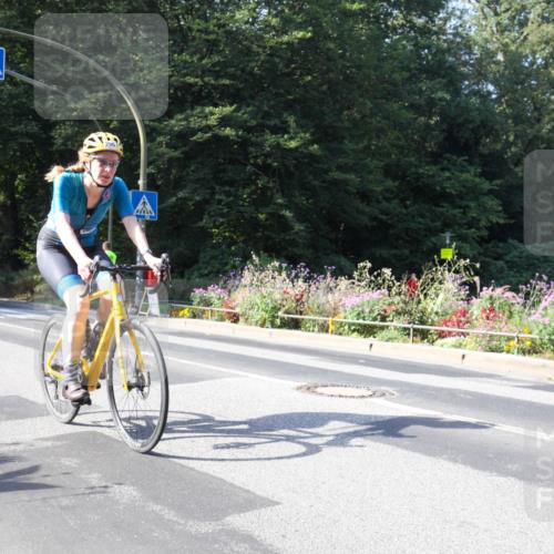 08.09.2024 - Stadtparktriathlon Zöllner http://msf.ph/oto/7043846 08.09.2024 10:55:29 Radfahren 281, 296, 307, 320, 346, 456, 536 meine-sportfotos.de