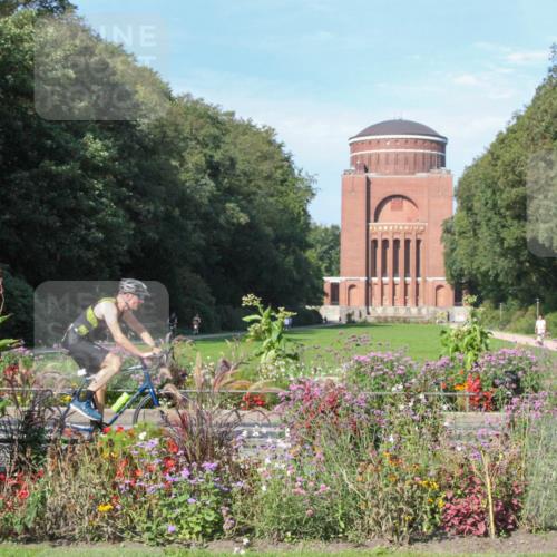 08.09.2024 - Stadtparktriathlon Zöllner http://msf.ph/oto/7043856 08.09.2024 10:53:01 Radfahren 371, 434, 450 meine-sportfotos.de