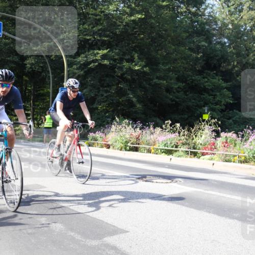 08.09.2024 - Stadtparktriathlon Zöllner http://msf.ph/oto/7043870 08.09.2024 10:56:17 Radfahren 395, 424, 444, 465 meine-sportfotos.de