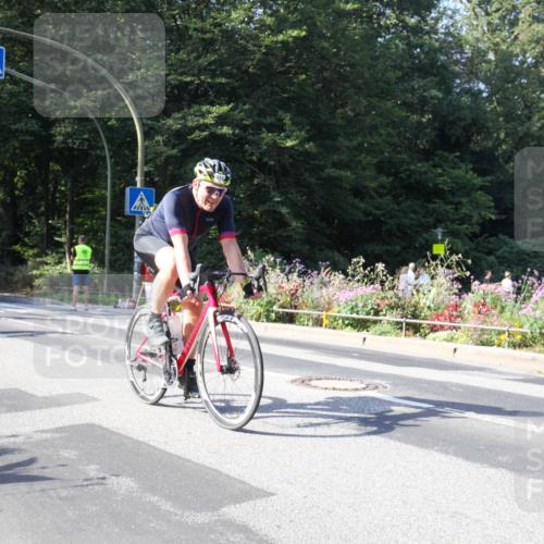 08.09.2024 - Stadtparktriathlon Zöllner http://msf.ph/oto/7043885 08.09.2024 10:56:38 Radfahren 324, 368, 410, 479 meine-sportfotos.de