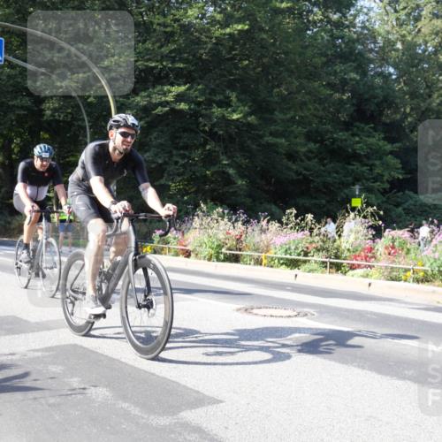 08.09.2024 - Stadtparktriathlon Zöllner http://msf.ph/oto/7043887 08.09.2024 10:56:39 Radfahren 368, 410, 479 meine-sportfotos.de