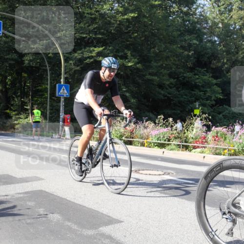 08.09.2024 - Stadtparktriathlon Zöllner http://msf.ph/oto/7043889 08.09.2024 10:56:39 Radfahren 368, 410, 479 meine-sportfotos.de
