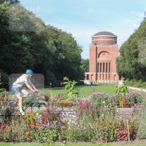 08.09.2024 - Stadtparktriathlon Zöllner http://msf.ph/oto/7043901 08.09.2024 10:53:59 Radfahren 440, 447, 558 meine-sportfotos.de